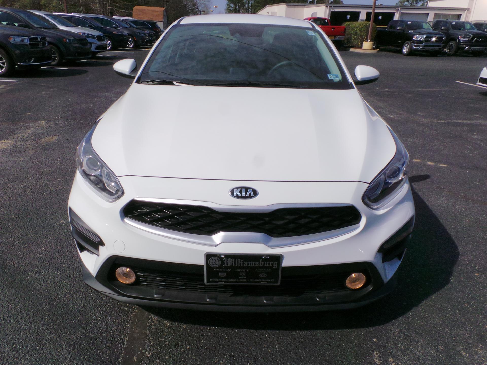 New 2019 Kia Forte FE SD in Williamsburg #K2017 | Williamsburg Kia